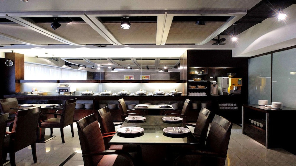 K Hotels Yungho 33/45