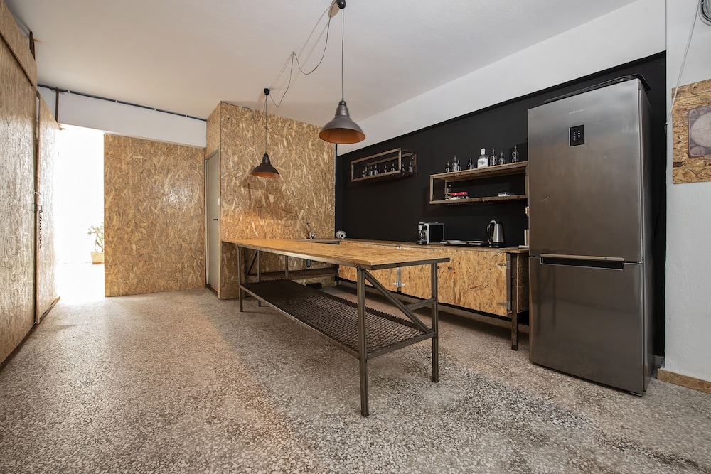 Piraeus Premium Suites 3/50