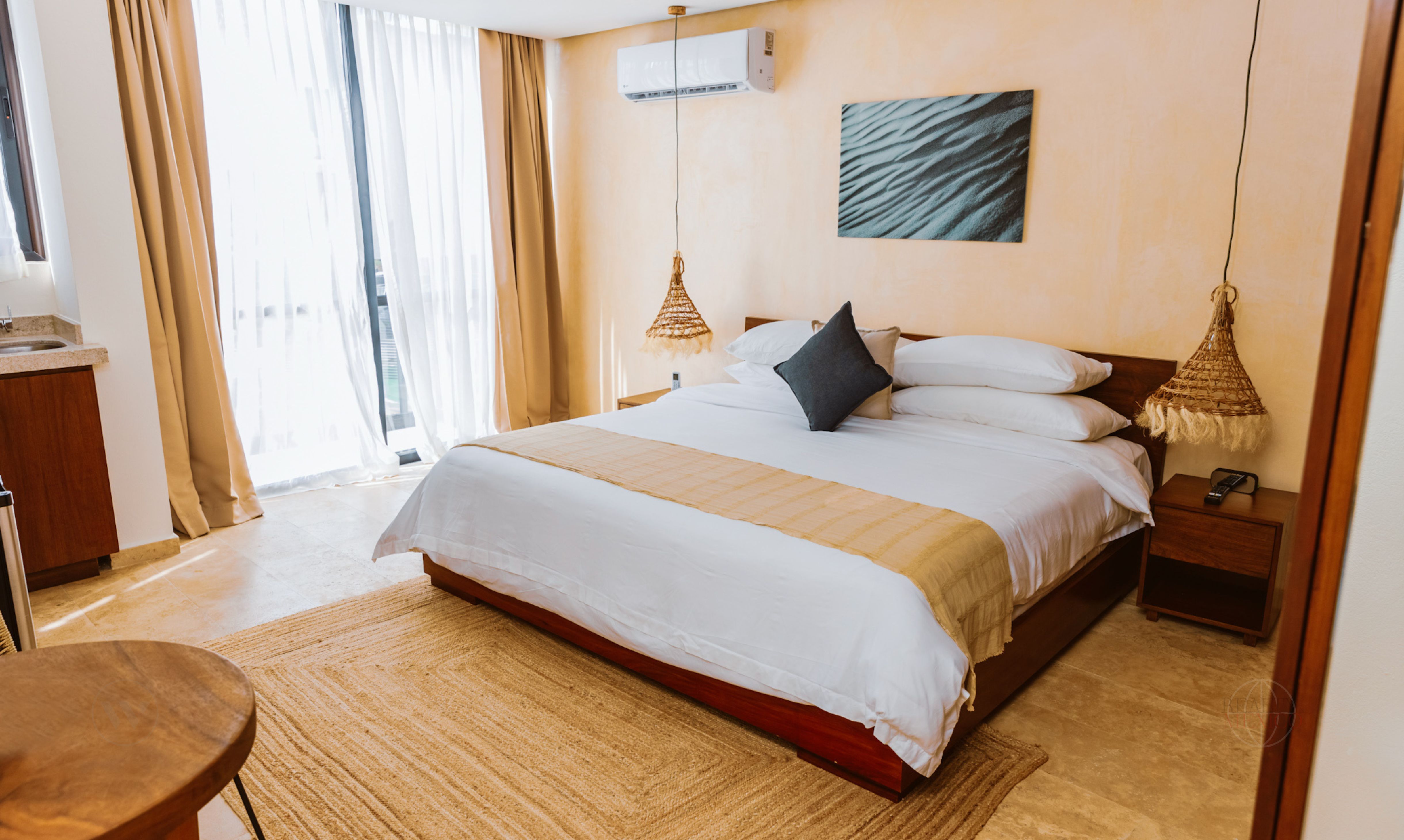 Signature, Studio, Plunge Pool