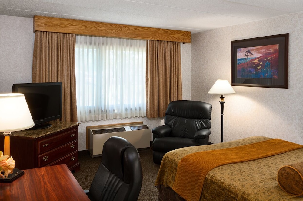 Ramkota Hotel 35/56