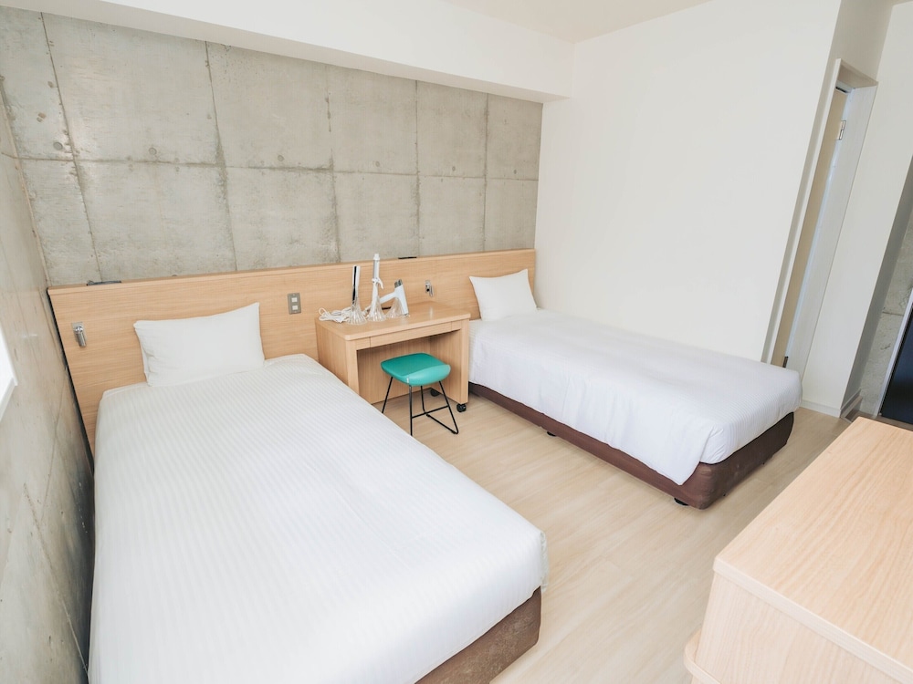 2 Bedrooms, Design, Twin Beds