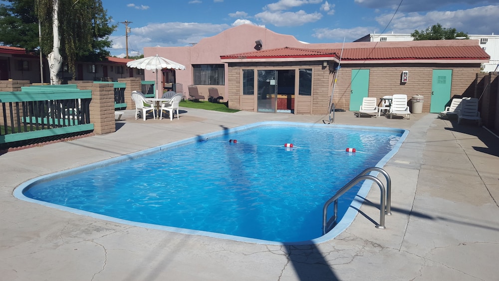 Knights Inn Cortez Co 46/51