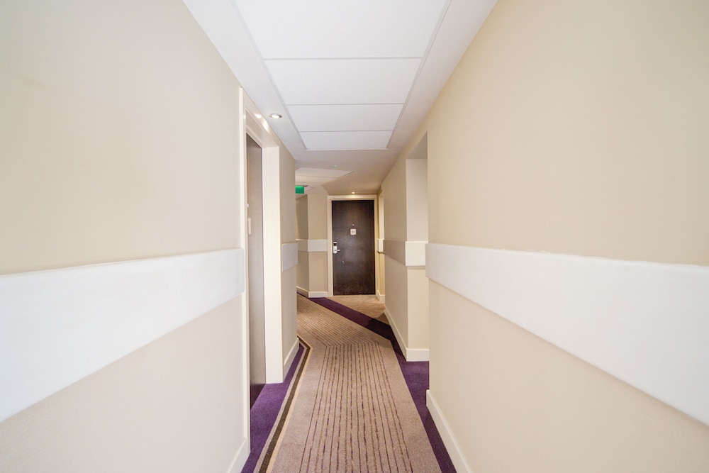 Belvilla Newport City Centre Hotel - Lifestyle 33/47