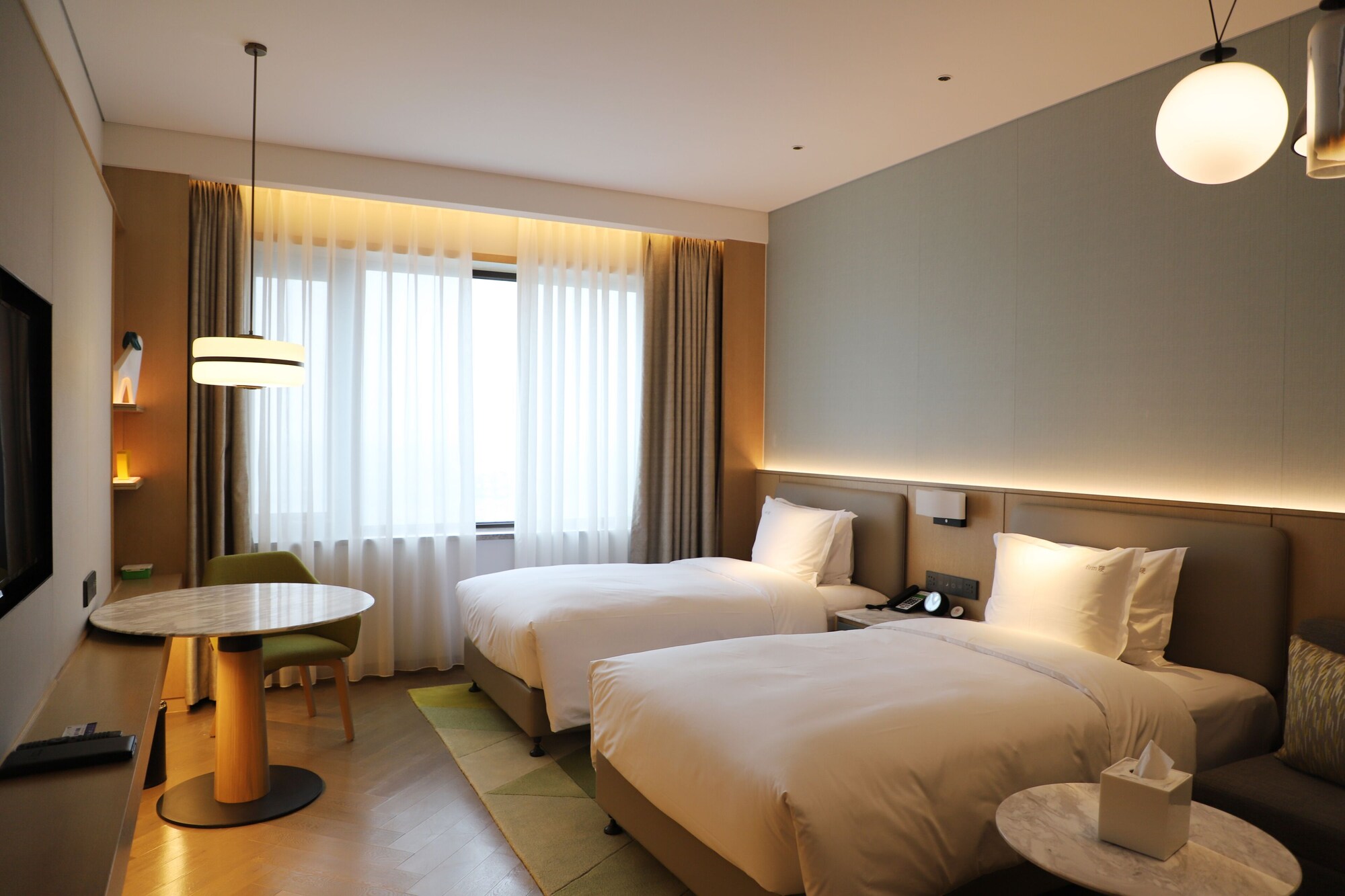 غرفة قياسية بسريرين منفصلين بإطلالة على المدينة، Holiday Inn Zhengzhou High-Tech Zone 5/6