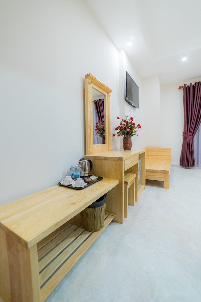 Starhill Hotel 45/54