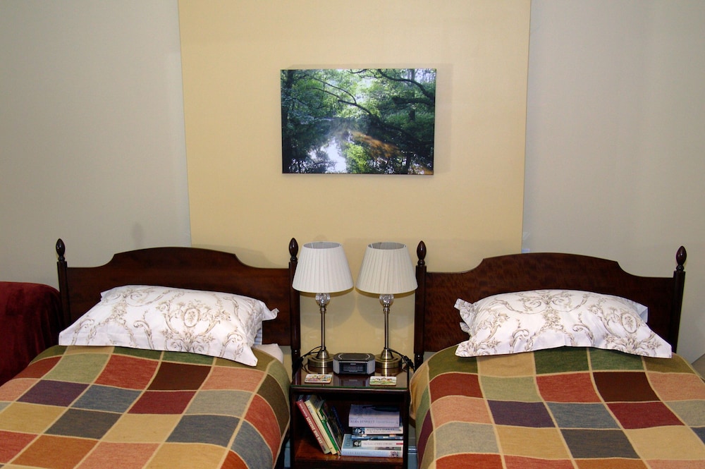 Wortley Cottage Guest House 31/58