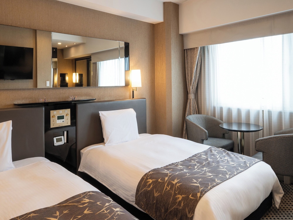 DELUXE, TWIN BEDS