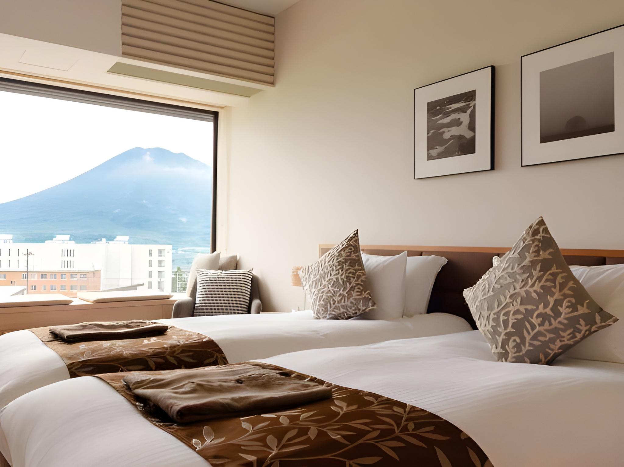 Standard, Twin Beds, Mountain View