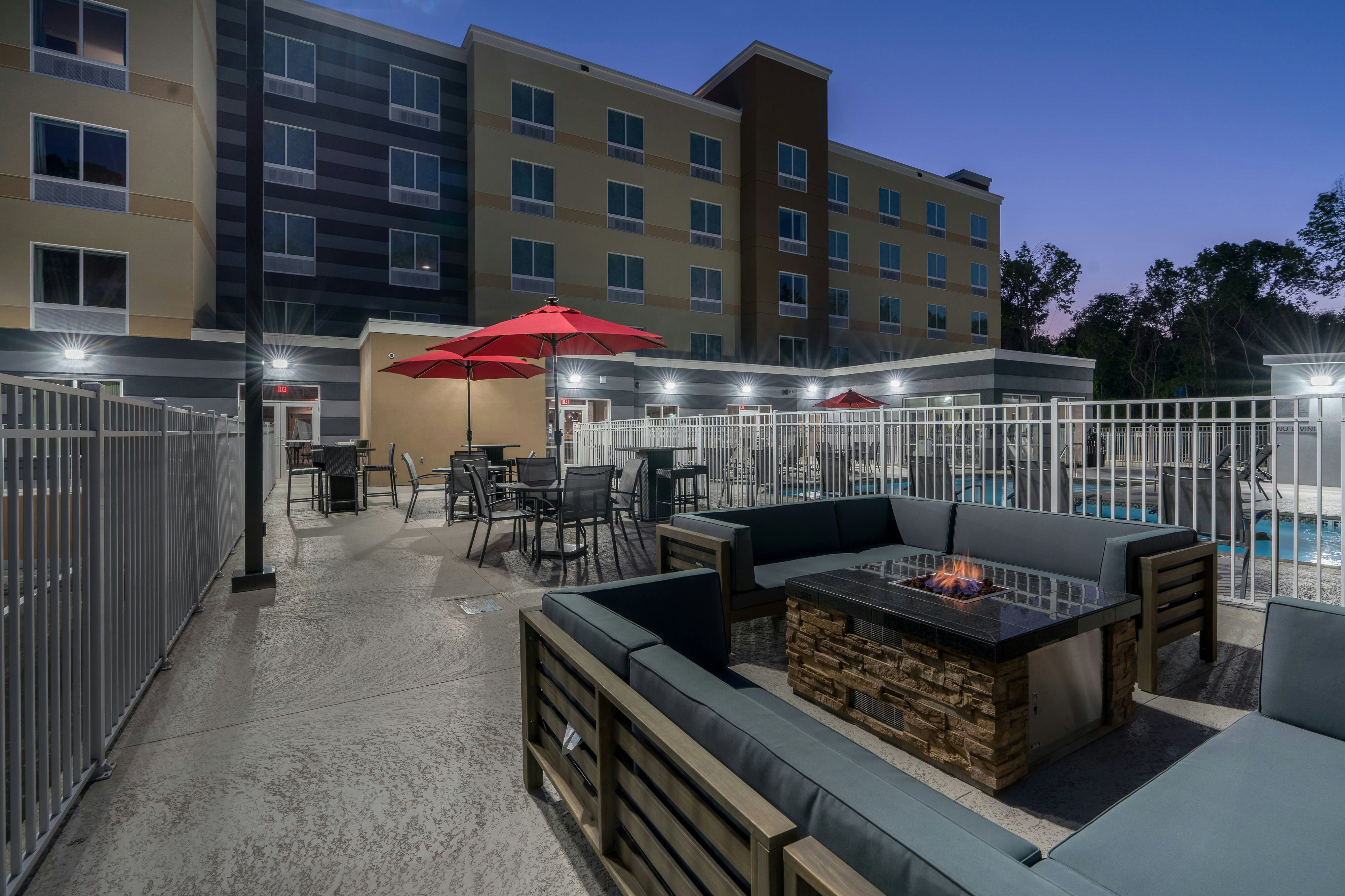Fairfield Inn Suites Gainesville I 75 19/22