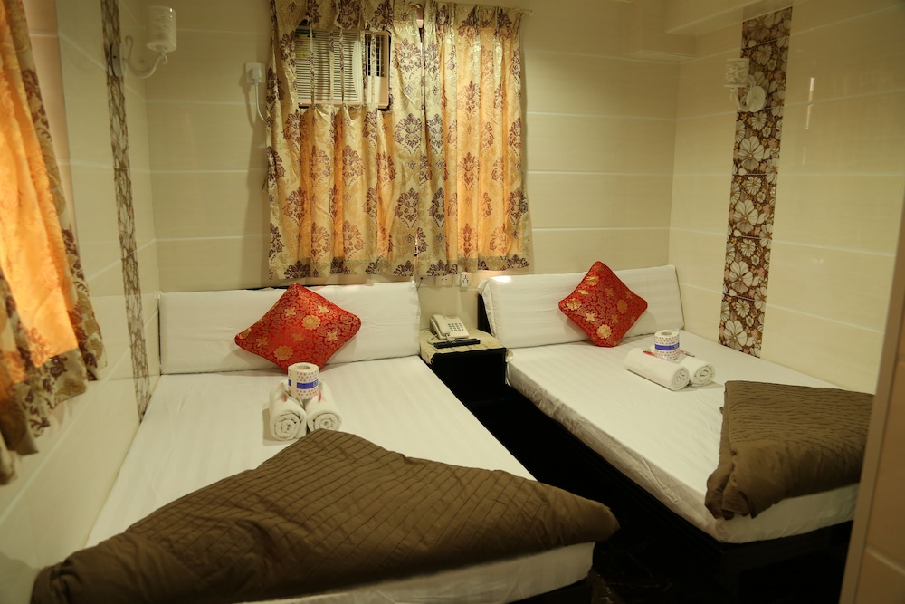 Russian Hotel 9/34