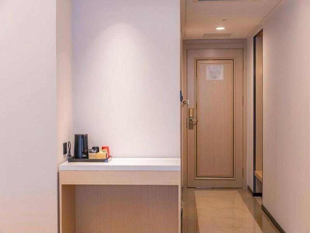 Vienna International Hotel Huangpu Develpoment Zone Branch 5/71