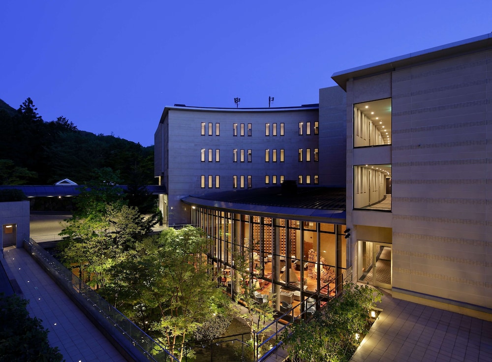 Hyatt Regency Hakone Resort and Spa 2/76