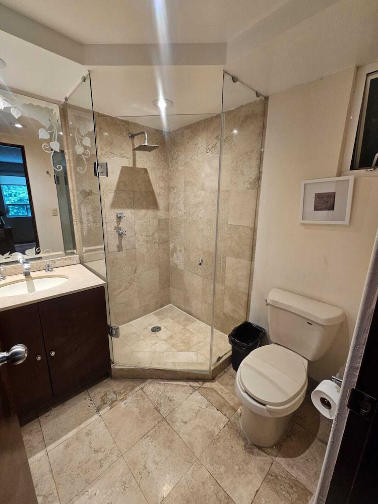 Suites Hipolito Taine 45/50
