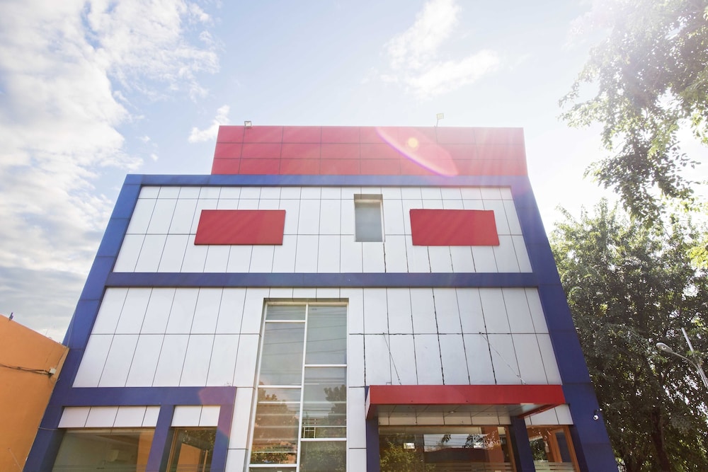 Reddoorz Plus Jalan Pemuda Jakarta 2/34