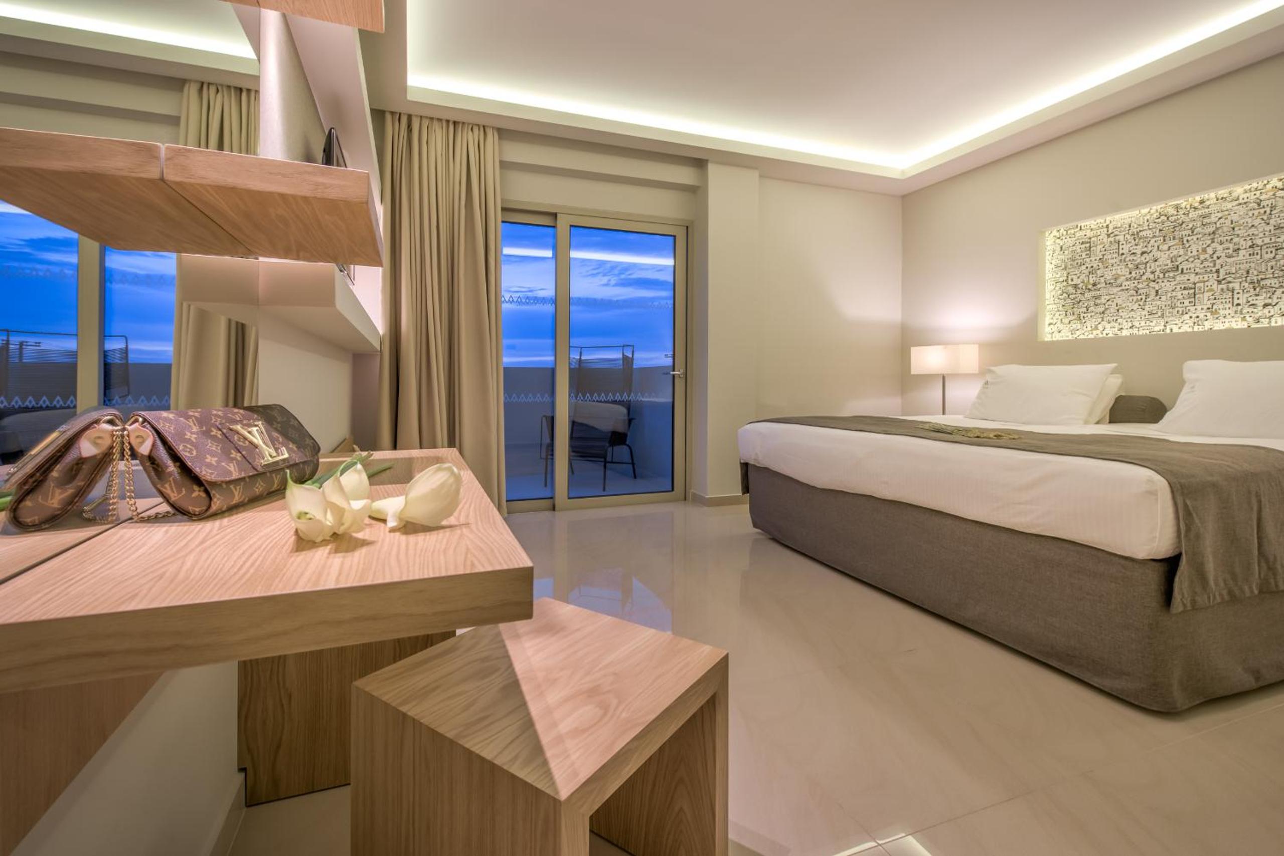 Deluxe, Suite, King Bed