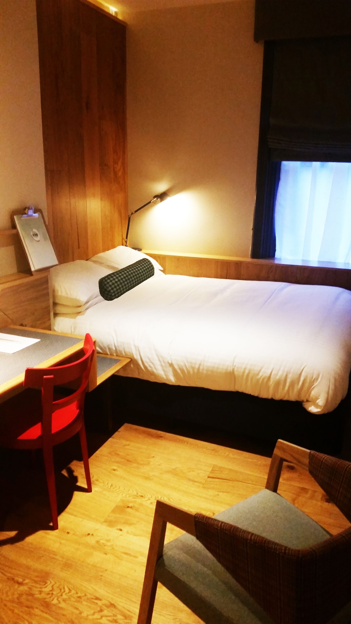 STANDARD, DOUBLE BED