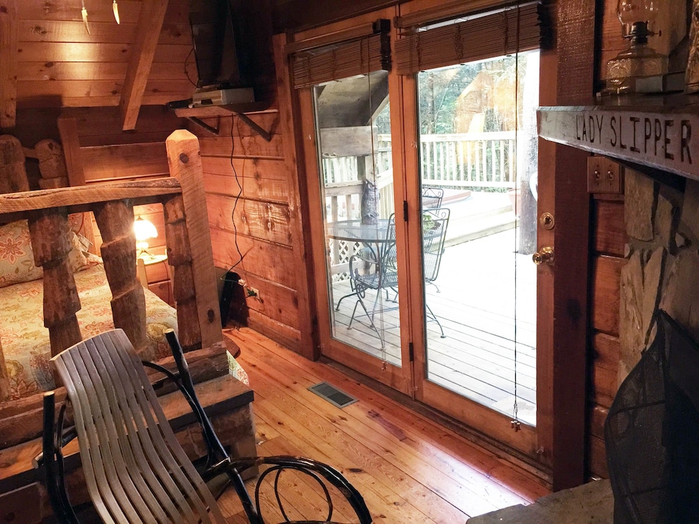 Gatlinburg Adventure Cabins 14/48