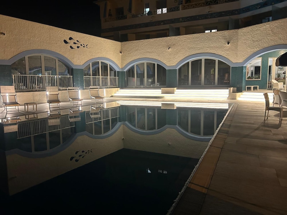 Hotel Poseidon 4/78