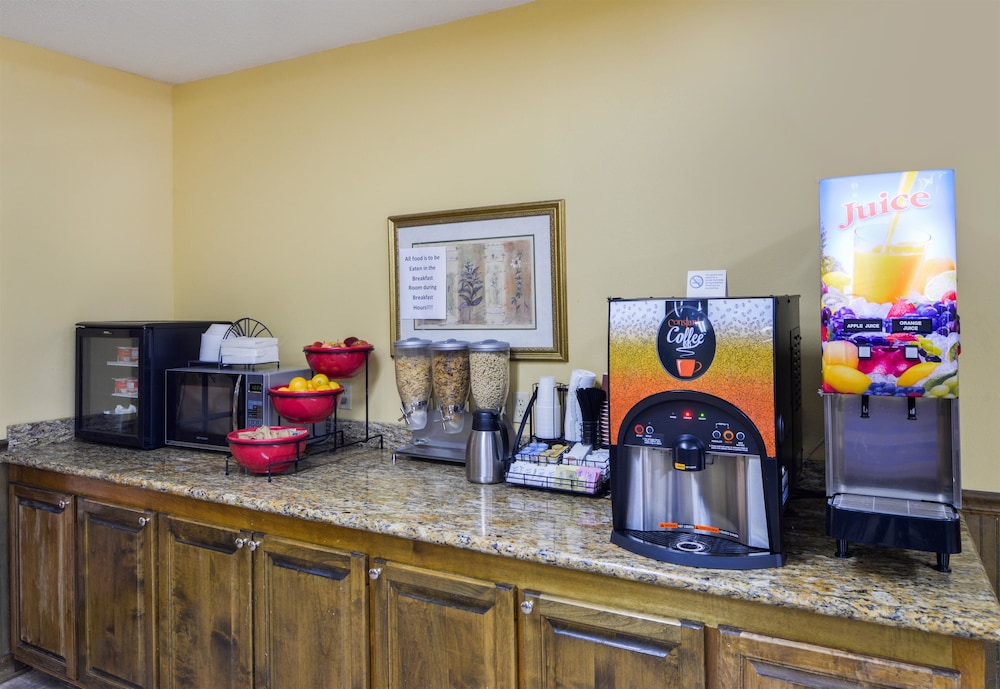 Americas Best Value Inn Wiggins 34/42
