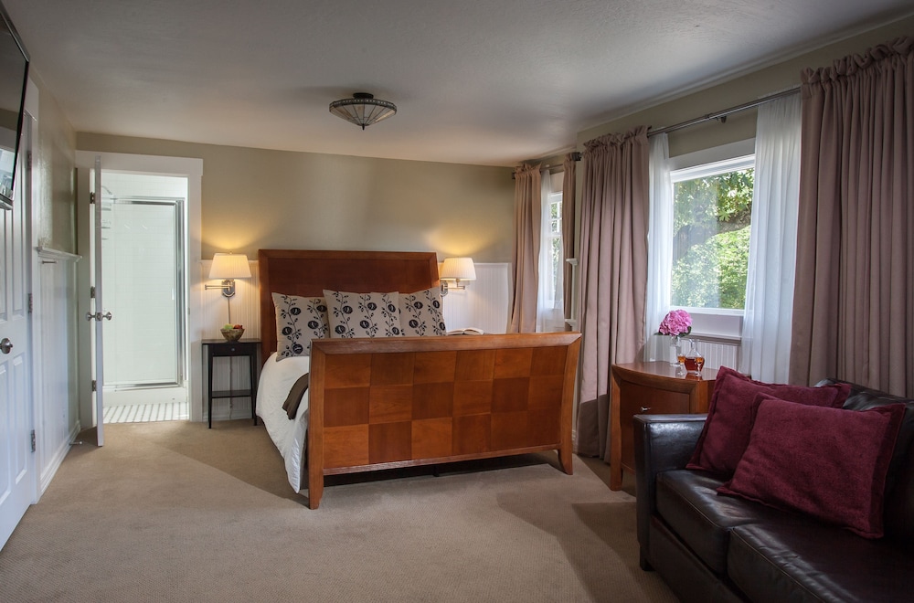 Craftsman Inn 50/70
