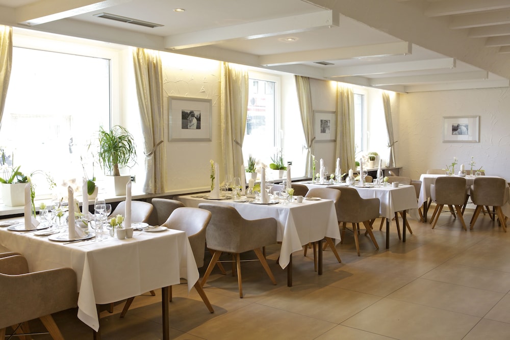 Parkhotel Oberhausen 41/52