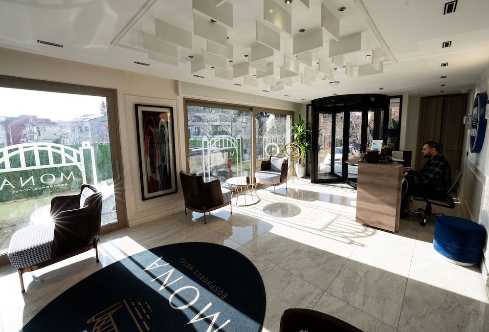 Mona Bosphorus 8/50