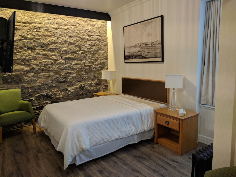 Auberge du Tresor 11/37