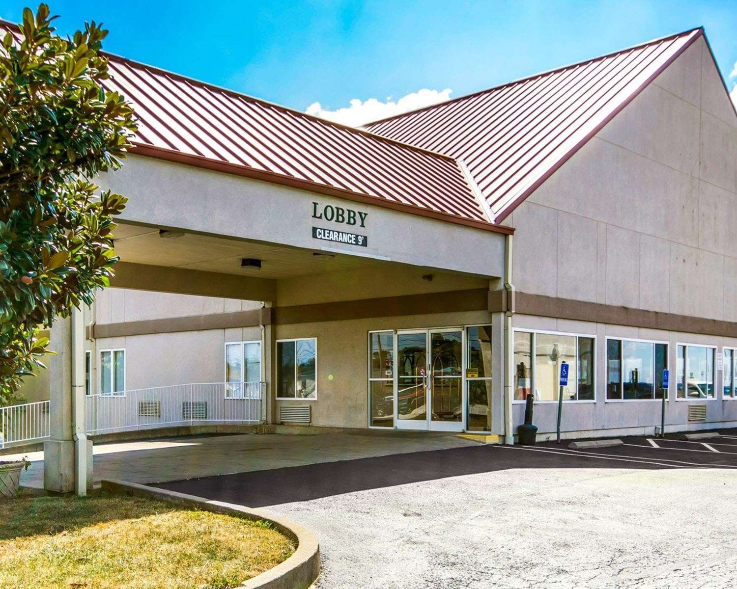 Quality Inn & Suites Elizabethtown 3/16