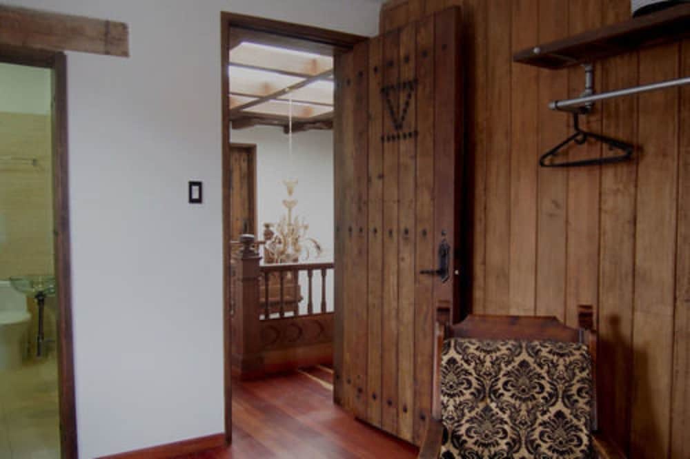 Bogota Bed And Breakfast Inn 10/56