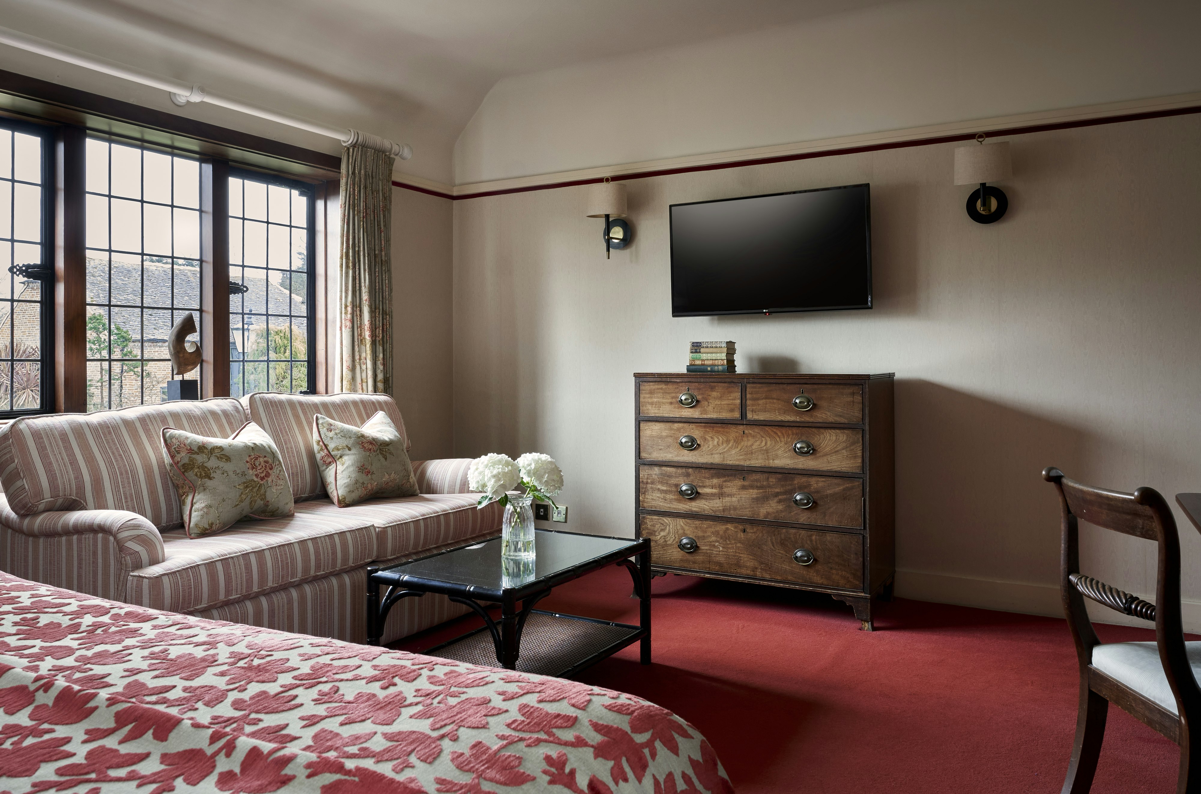 The Montagu Arms Hotel 24/36