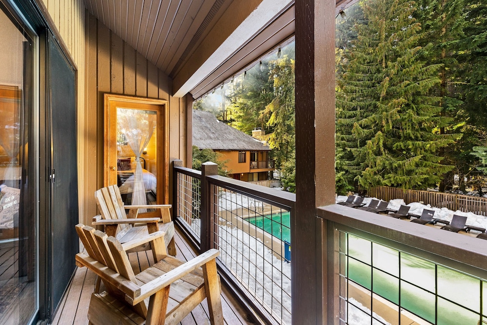 Alta Crystal Resort by Gravity Haus 26/50