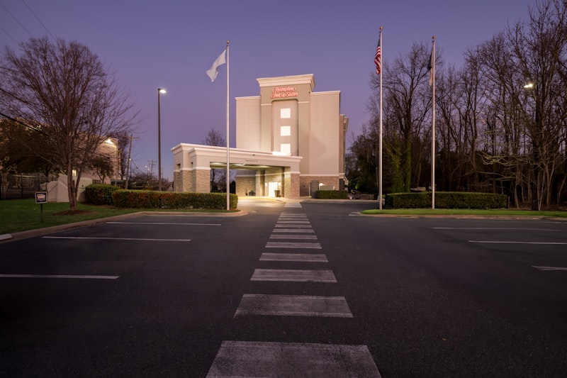 Hampton Inn and Suites Charlotte Airport 63/63