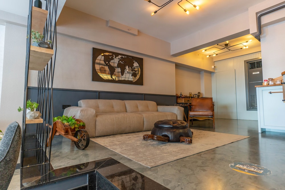 Viva La Vita Hotel Bornova 34/40