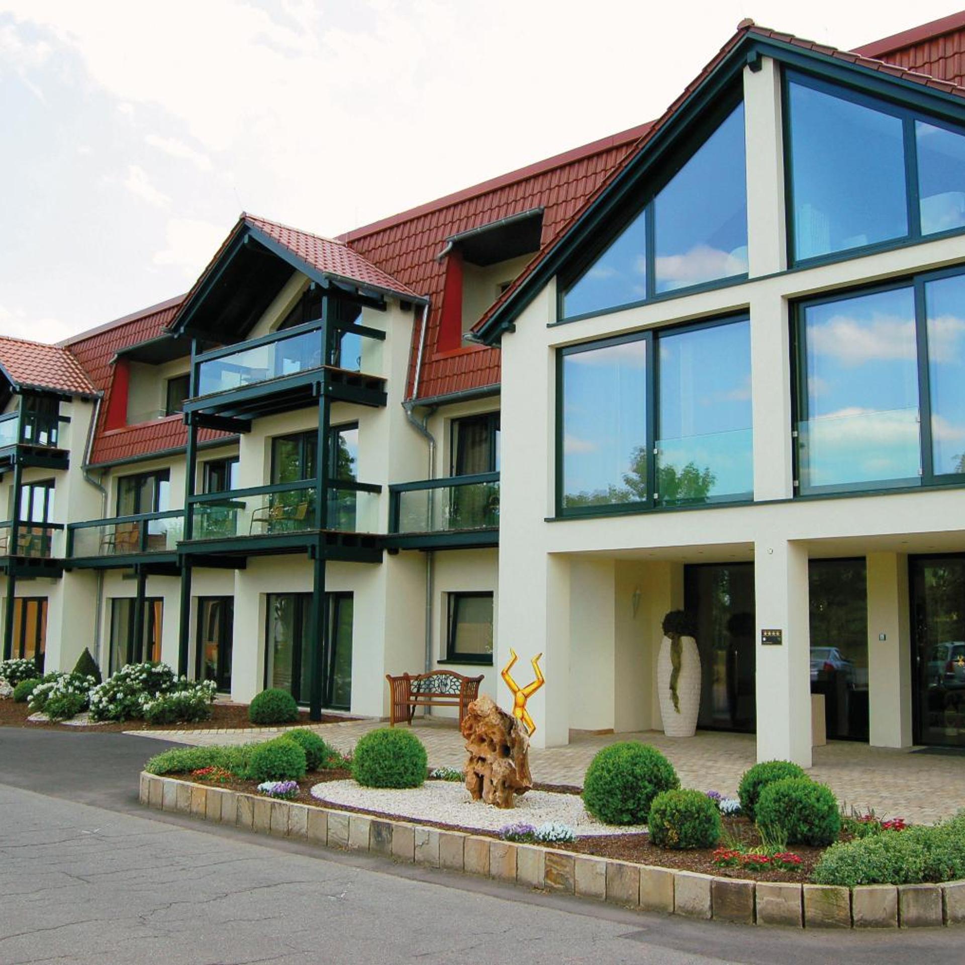 Hochwalder Wohlfuhlhotel 6/63