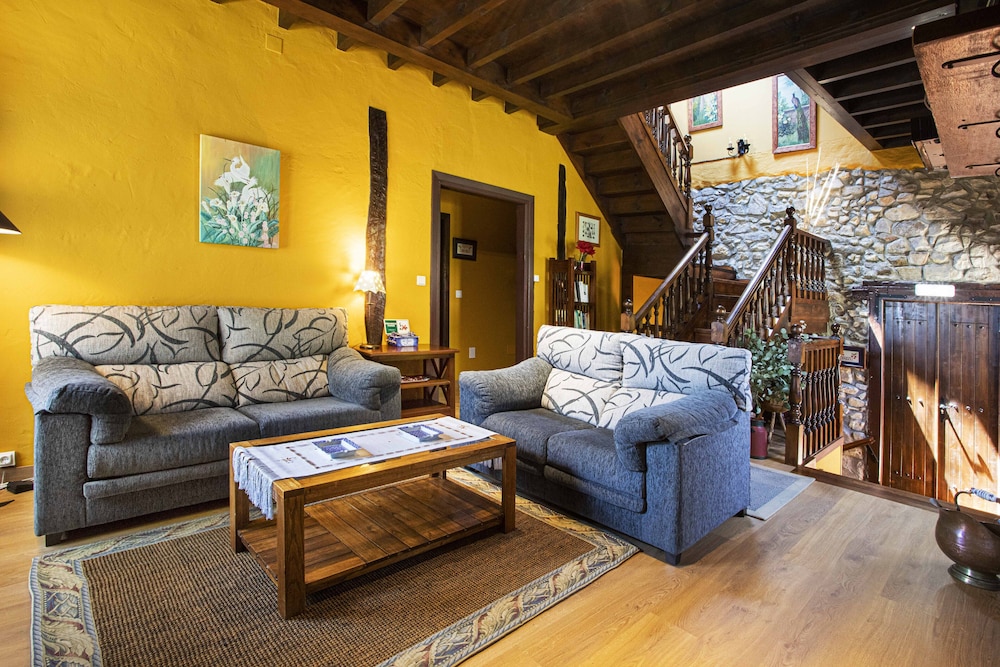 La Casona de Tresgrandas 44/70