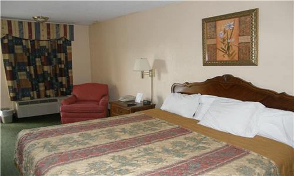 Fairbridge Inn Suites Mcdonoughga 10/52