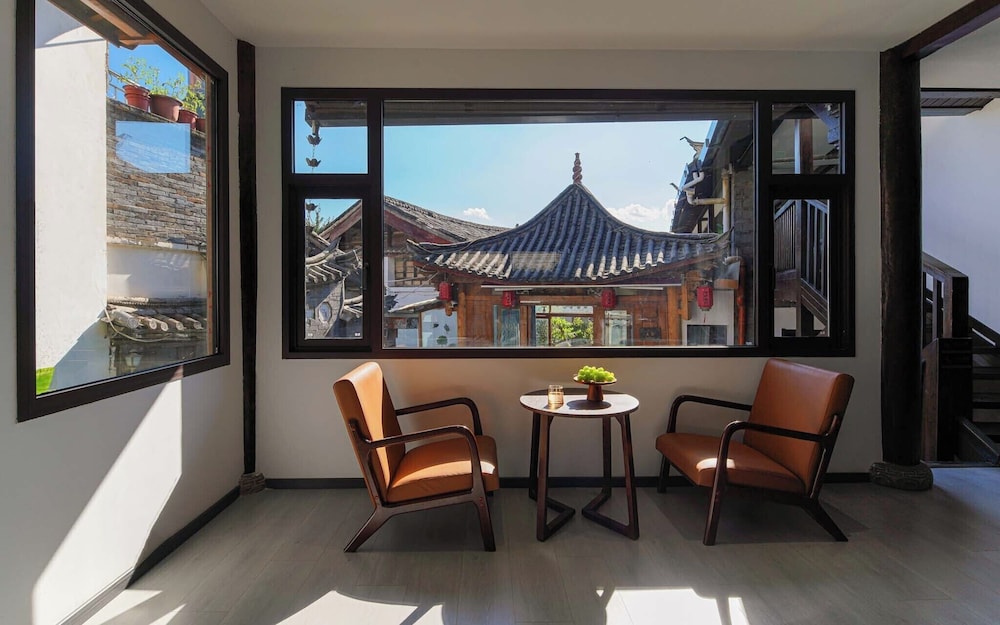 Lijiang Naxi Hereditary Courtyard 28/49