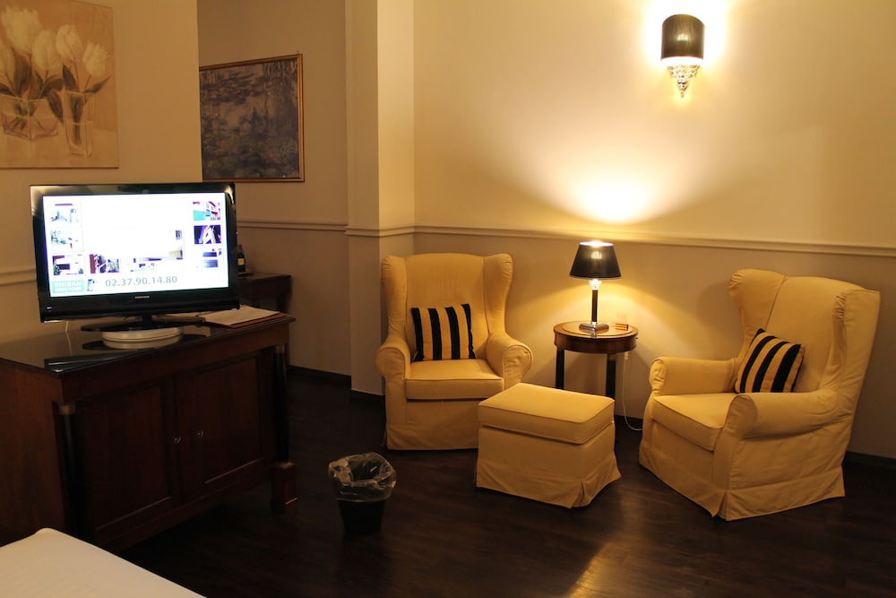 Hotel Don Carlo 36/50