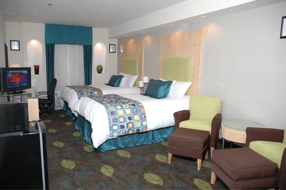Sonesta Essential Savannah 9/50