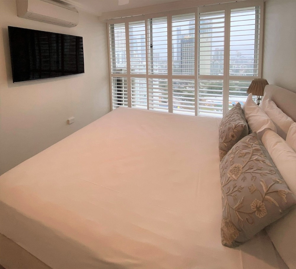 Hi Surf Beachfront Apartments 42/78