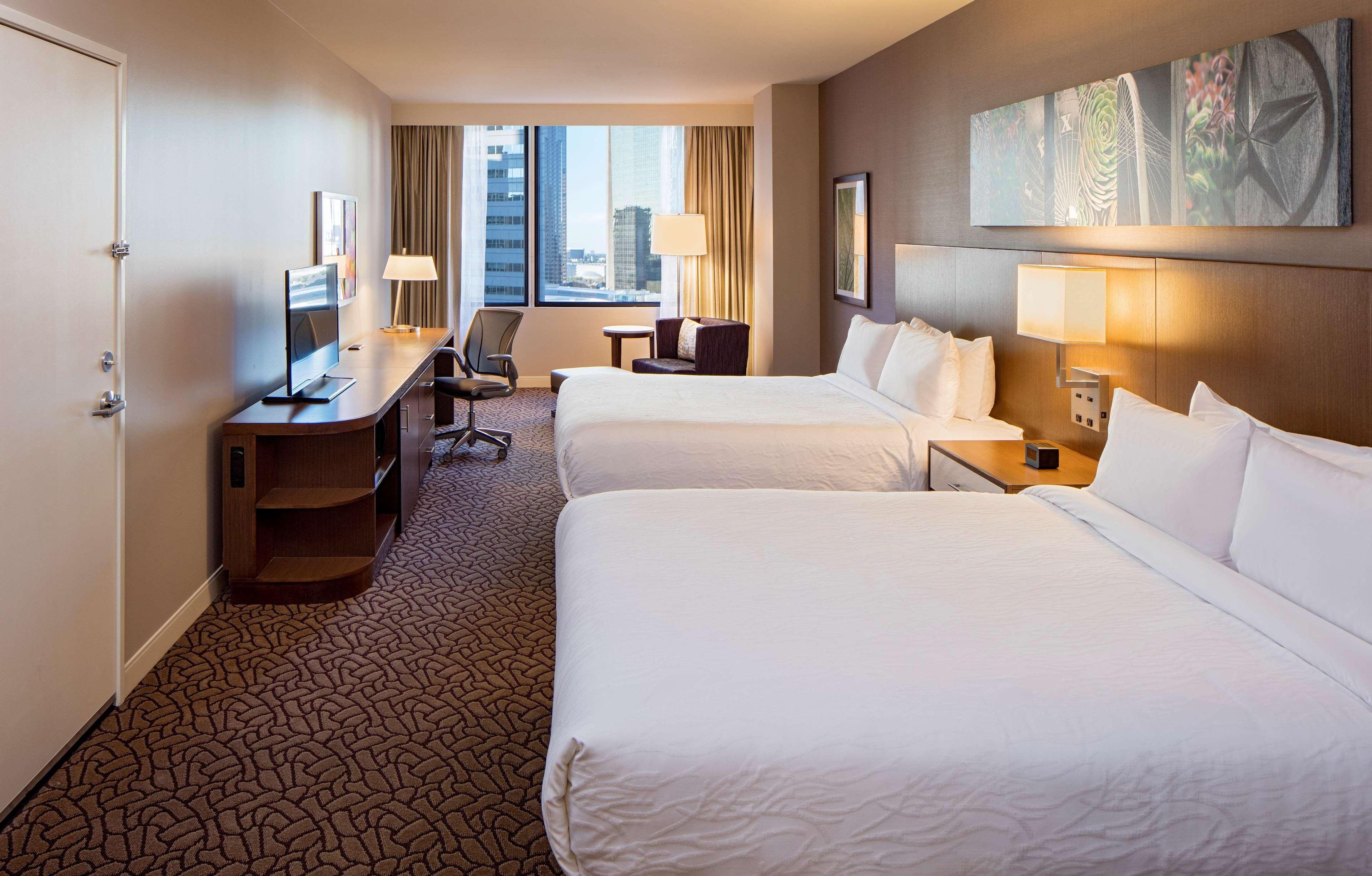 PREMIUM, 2 QUEEN BEDS, ACCESSIBLE