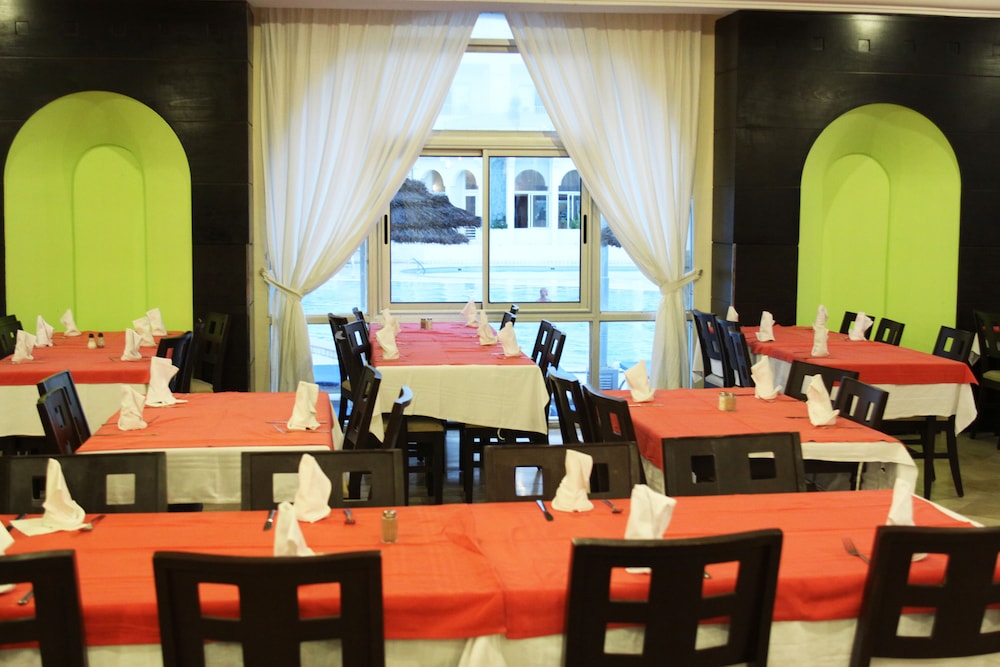 El Mehdi Beach Resort 67/84