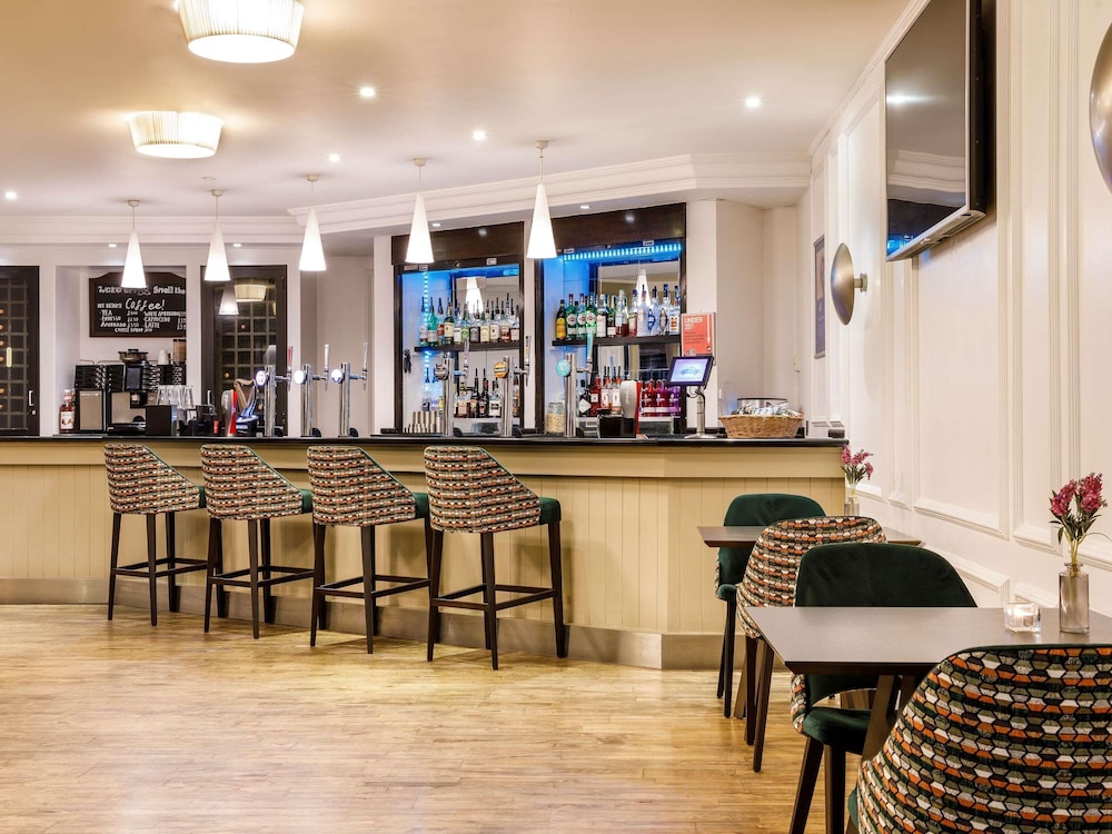 Mercure Telford Centre 50/69