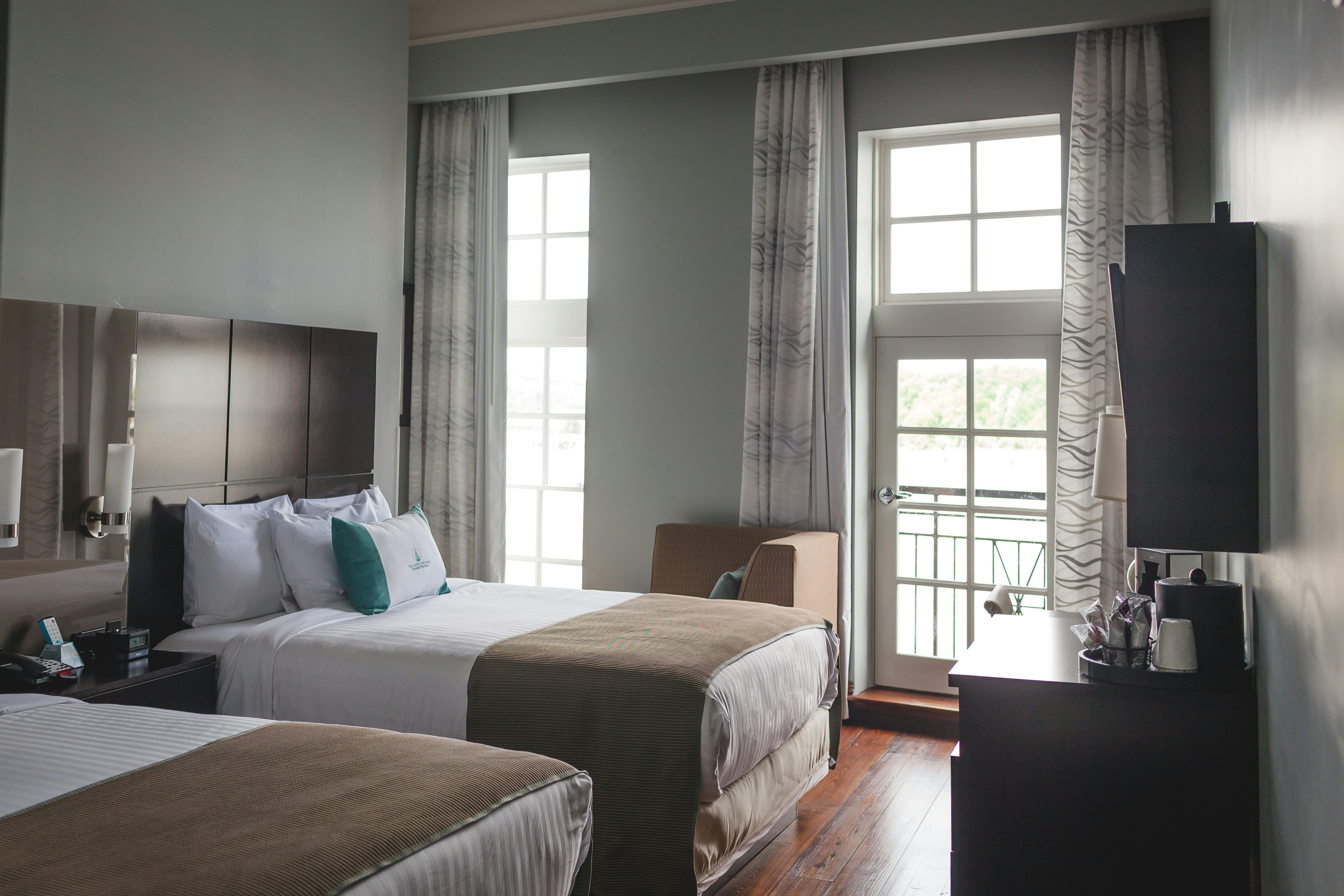 Room, 2 Queen Beds, River View