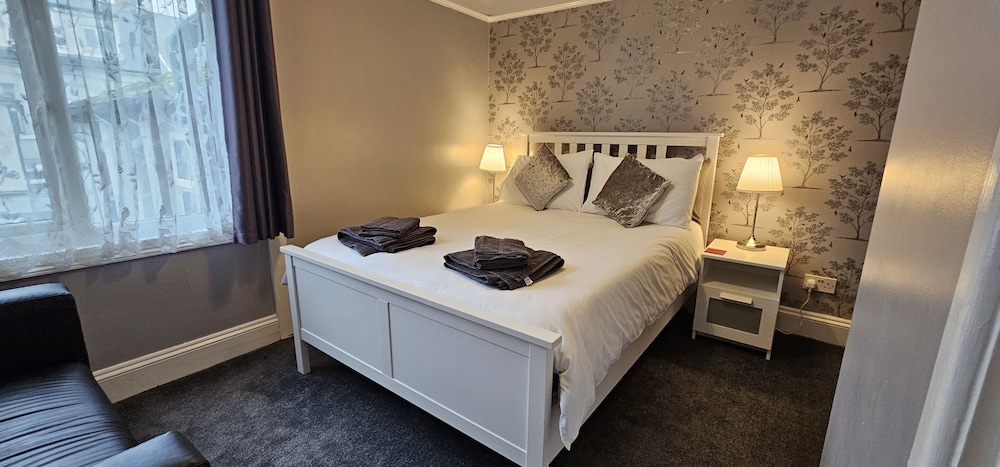 Roslyn Guest House 6/50