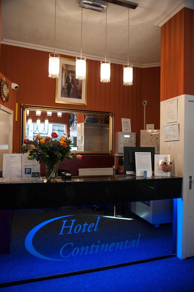 Continental Hotel 7/50