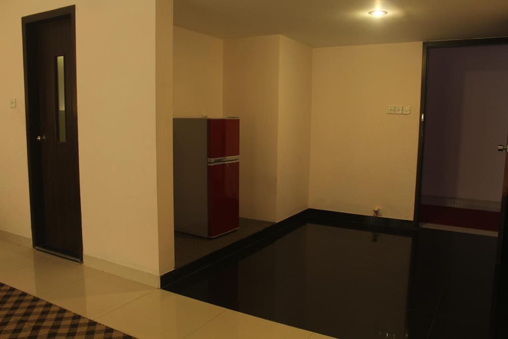 Nirvana Inn 31/50