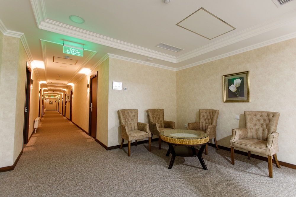 Navruz Hotel Tashkent 50/70