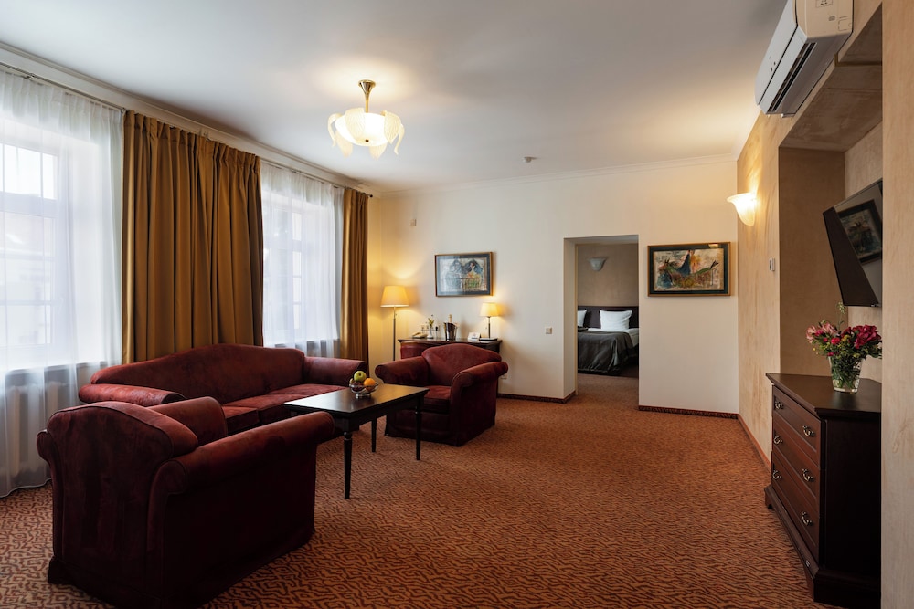 Mabre Residence Hotel 52/82