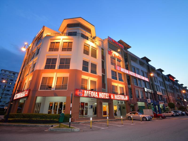 Media Hotel 4/37